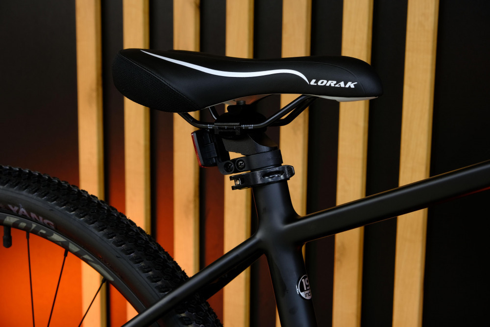 LORAK Sel 9550 Матовый Чёрный рама 23 (на рост 189-205)